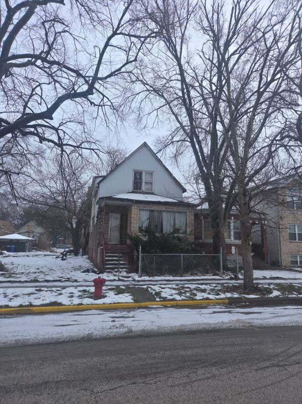 7629 S Maryland Ave., Chicago, IL 60619