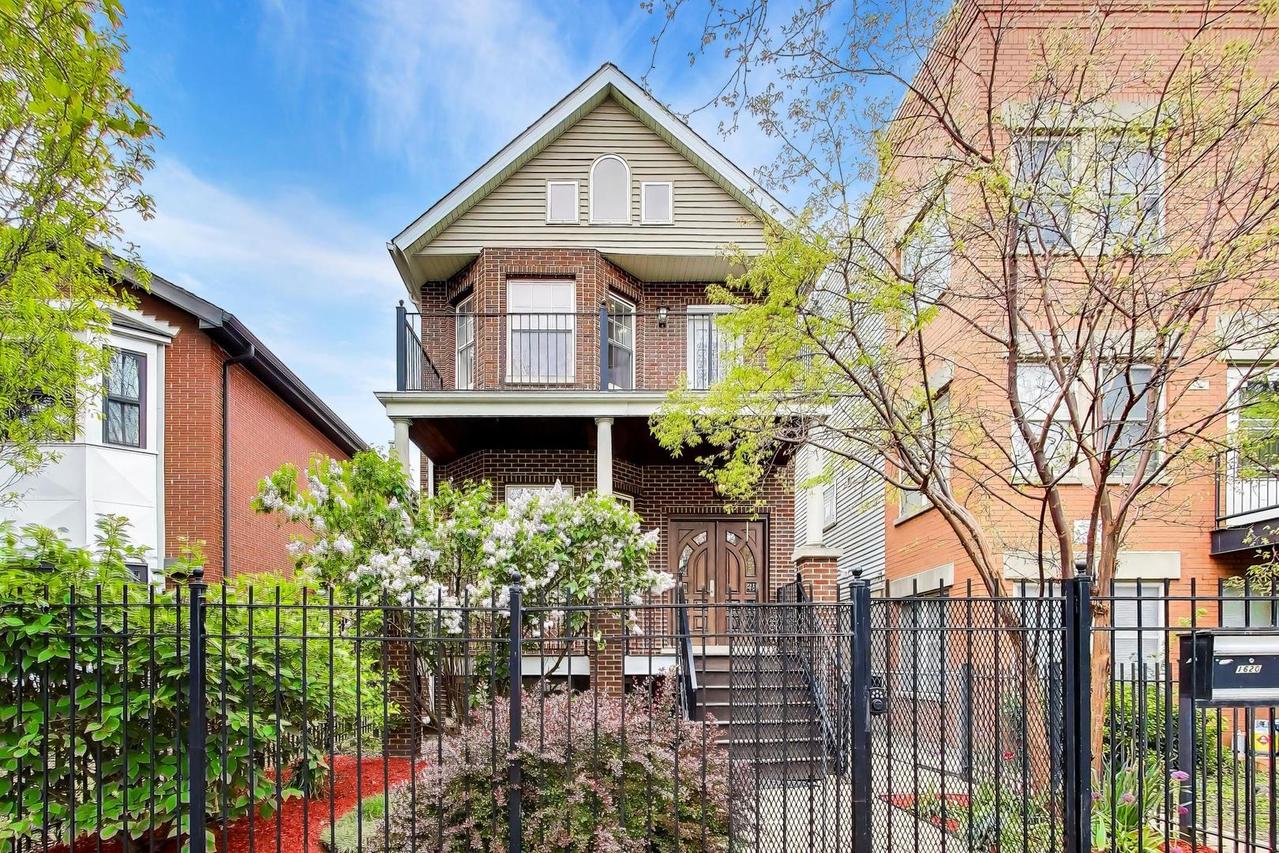 1620 N Artesian Ave., Chicago, IL 60647