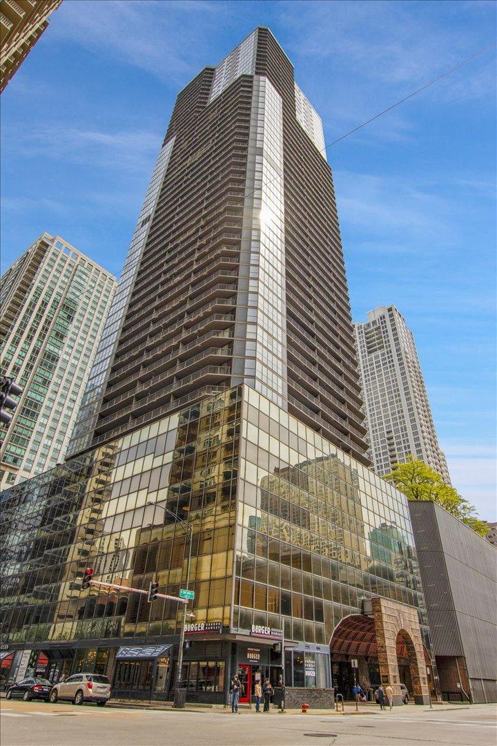 10 E Ontario St. #905, Chicago, IL 60611