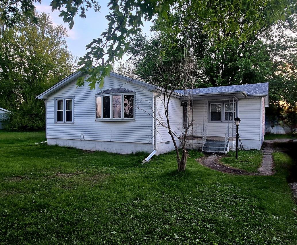 488 S 10000w Rd., Bonfield, IL 60913