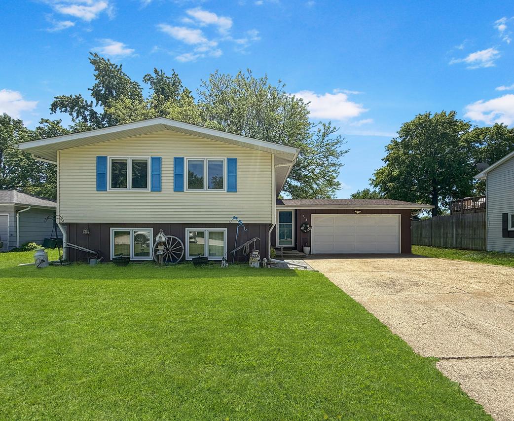 814 Pinecrest Dr., Rantoul, IL 61866