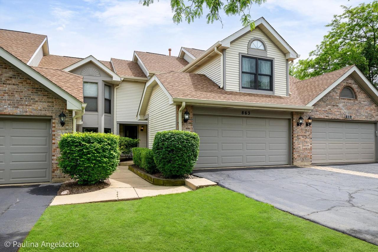 863 N Auburn Woods Dr., Palatine, IL 60067