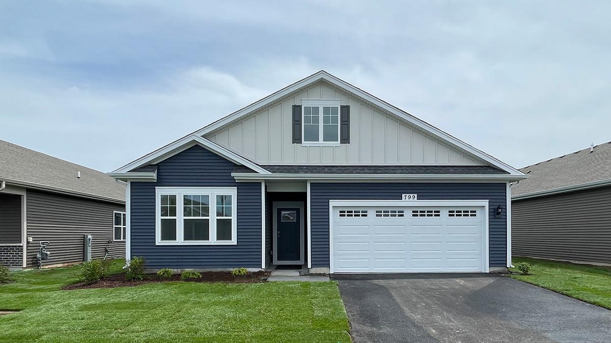 799 Mesa Ln., Pingree Grove, IL 60140
