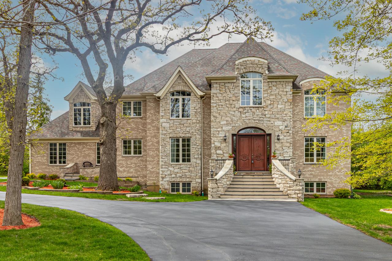 1147 Steeple View Dr., Long Grove, IL 60047