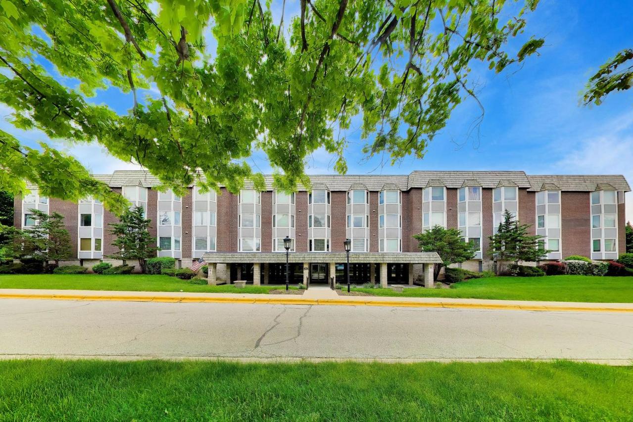 [Address Hidden by Seller], Park Ridge, IL 60068