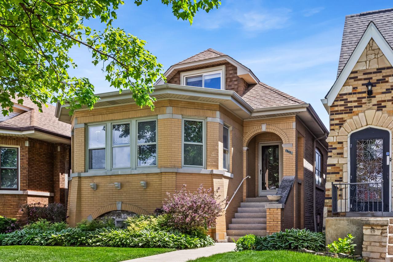 1719 N Newcastle Ave., Chicago, IL 60707