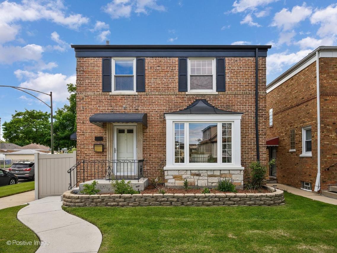 3400 N Narragansett Ave., Chicago, IL 60634