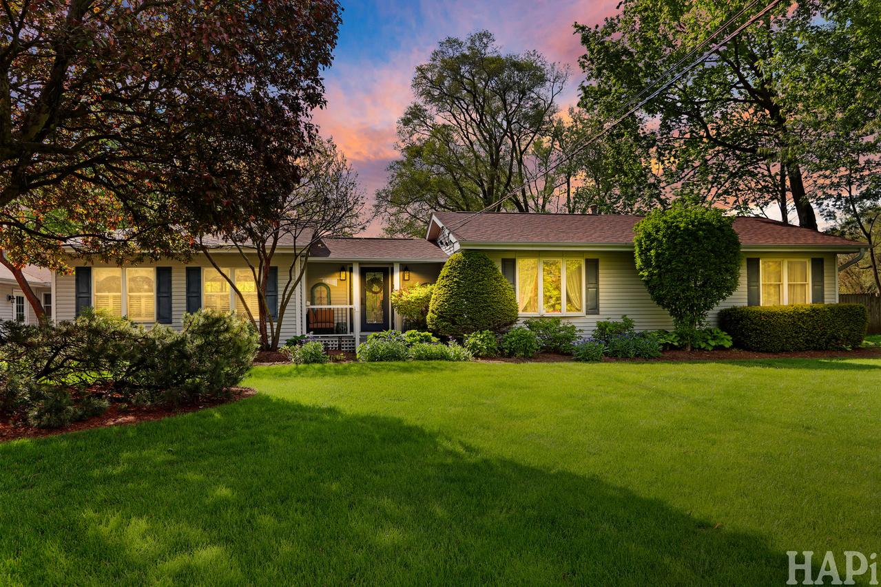 4403 Roberts Rd., Island Lake, IL 60042