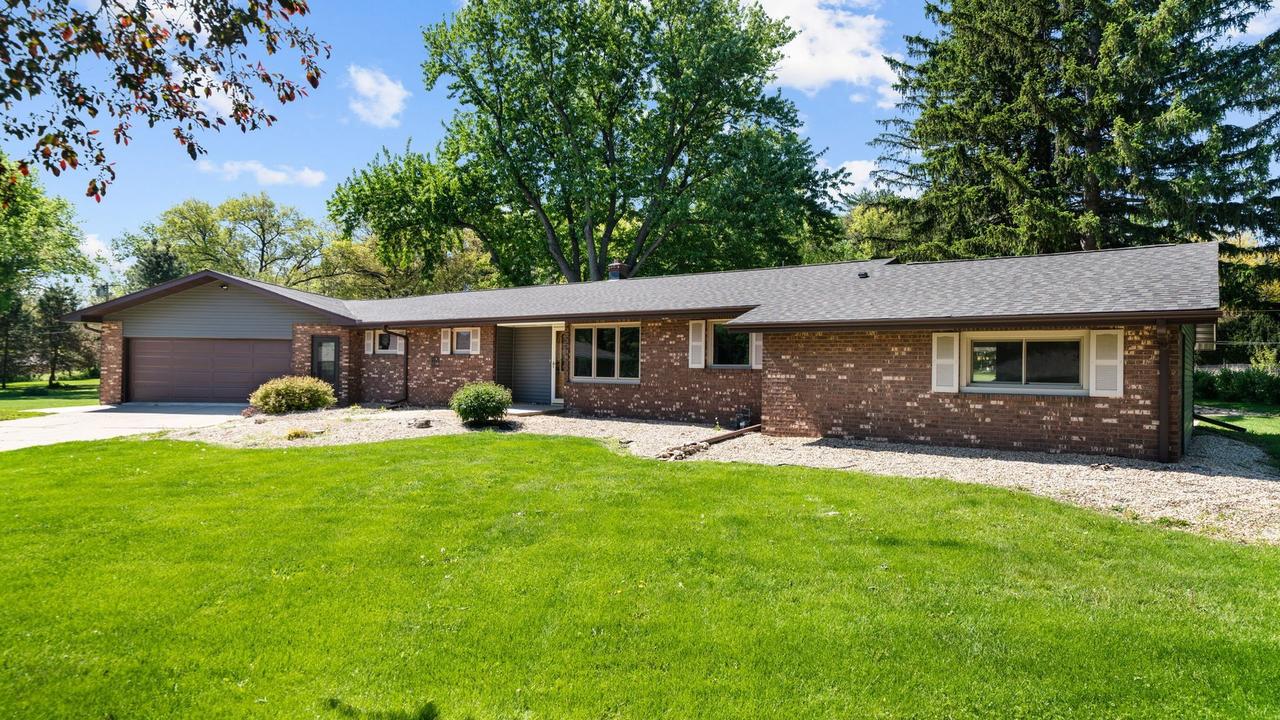 313 W Margaret Fuller Rd., Oregon, IL 61061