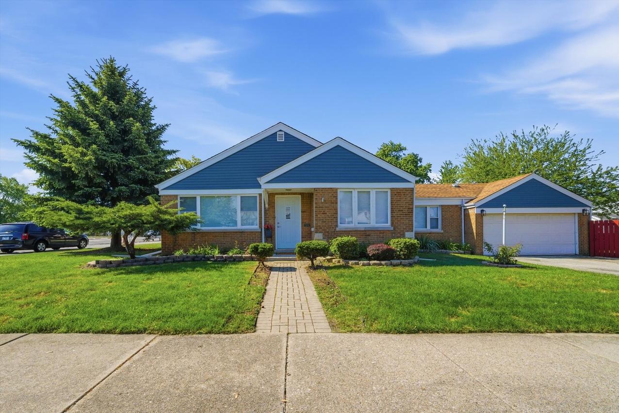 10828 S Pulaski Rd., Oak Lawn, IL 60453