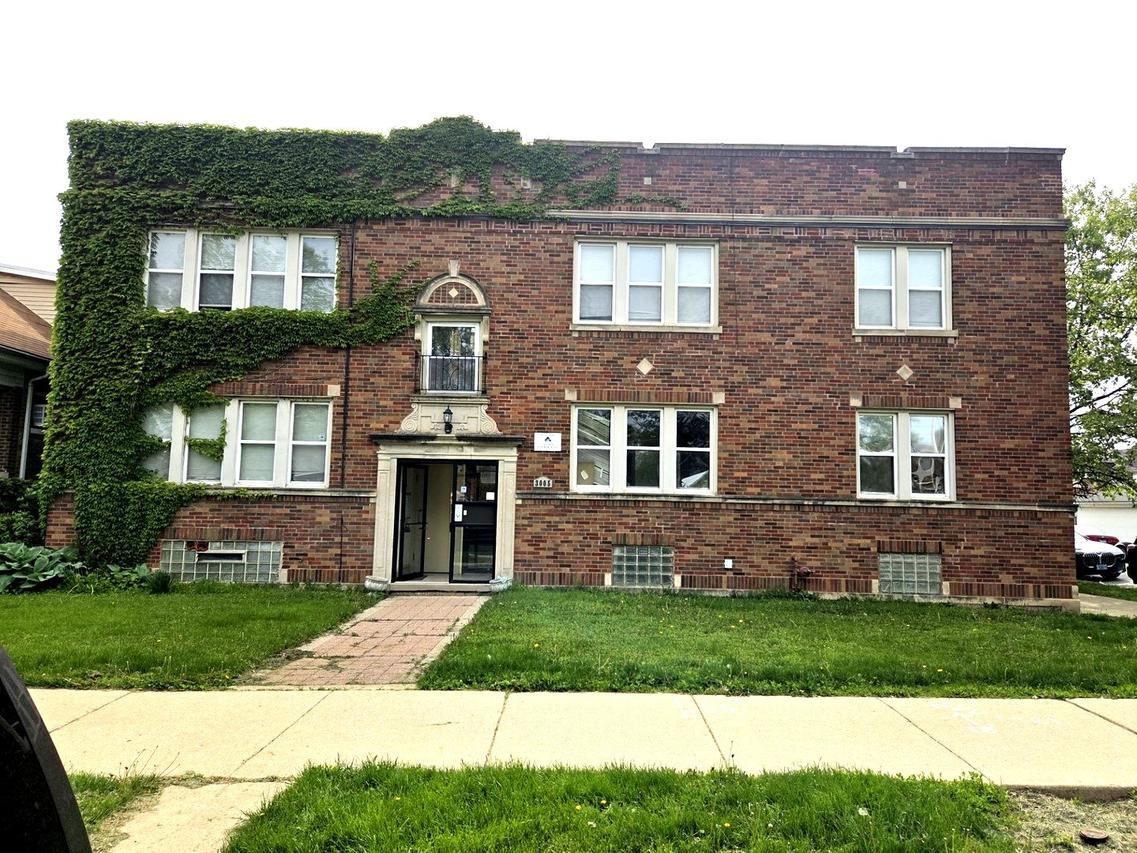 3005 N Kolmar Ave. #1, Chicago, IL 60641