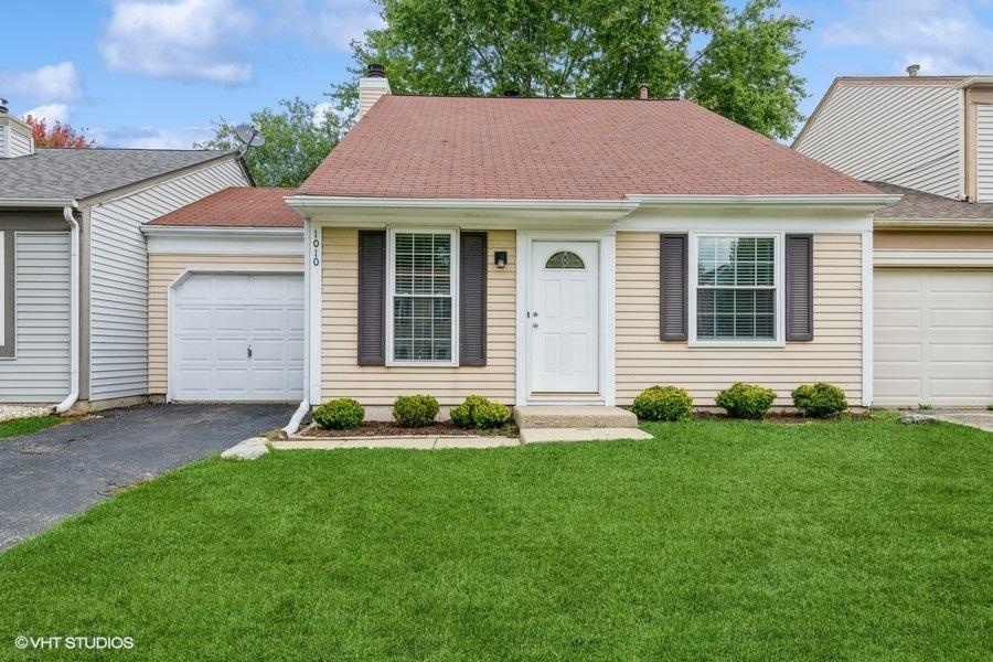 1010 Wesley Ln., Algonquin, IL 60102
