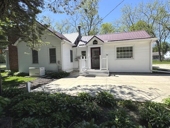 New Homes with Master Bedrooms on the 1st Floor in Momence: May 9th to May 15th