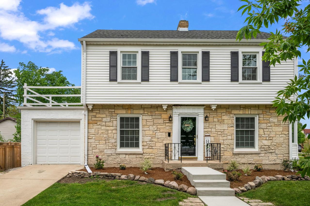 1014 S Chester Ave., Park Ridge, IL 60068