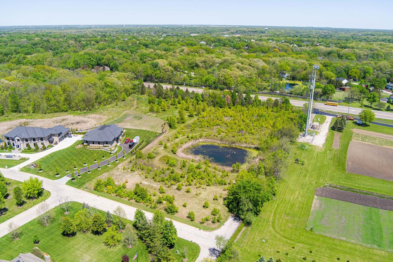 Lot 1 & 2 Deer Pond Dr., St. Charles, IL 60175