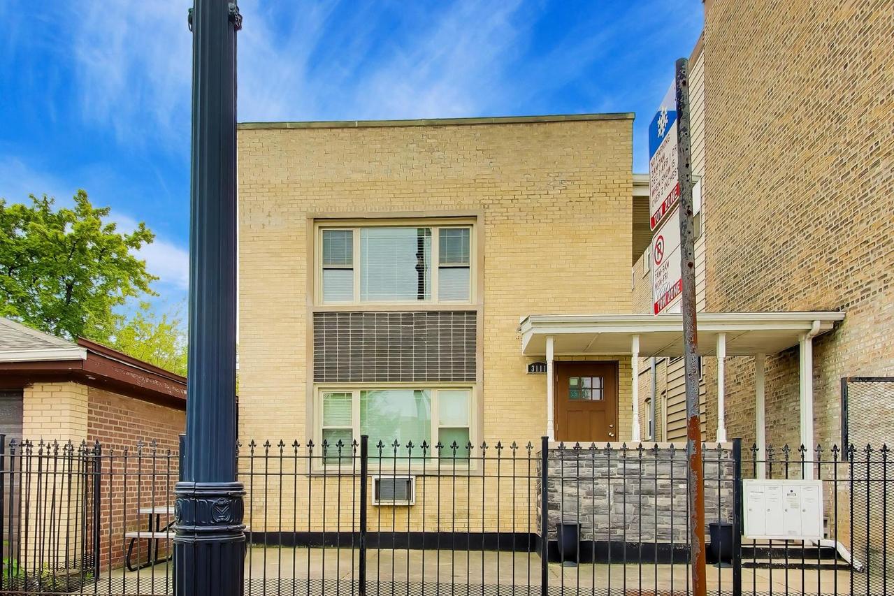 3111 W Foster Ave., Chicago, IL 60625