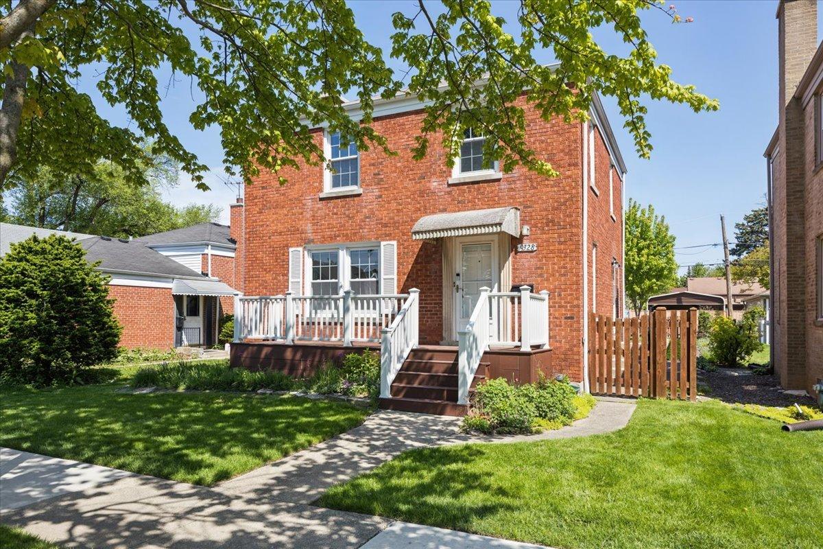 9328 Jefferson Ave., Brookfield, IL 60513