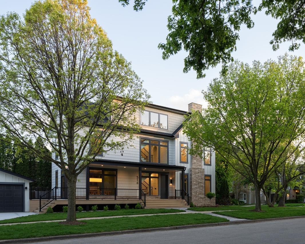 516 W 6th St., Hinsdale, IL 60521