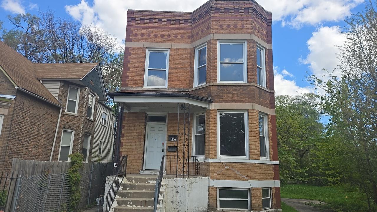132 W 113th St., Chicago, IL 60628