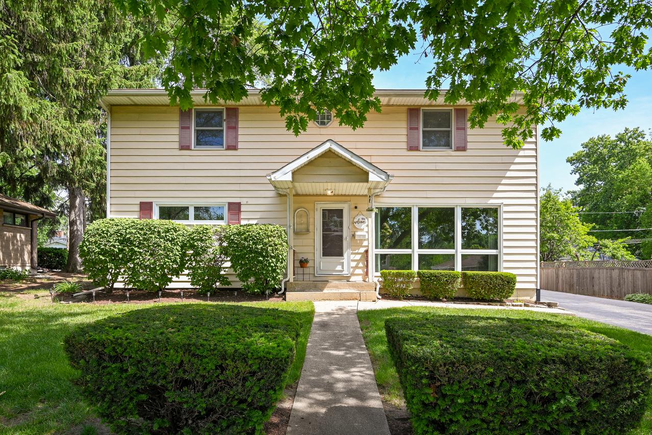 114 W Berkshire Ave., Lombard, IL 60148