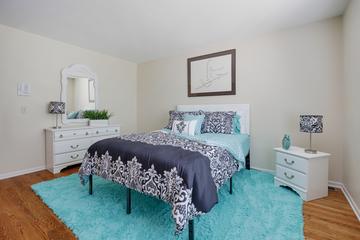 10902 Red Hawk Ln., Spring Grove, IL 60081