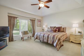 10902 Red Hawk Ln., Spring Grove, IL 60081