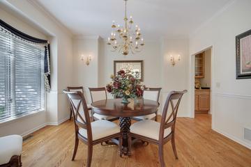 10902 Red Hawk Ln., Spring Grove, IL 60081