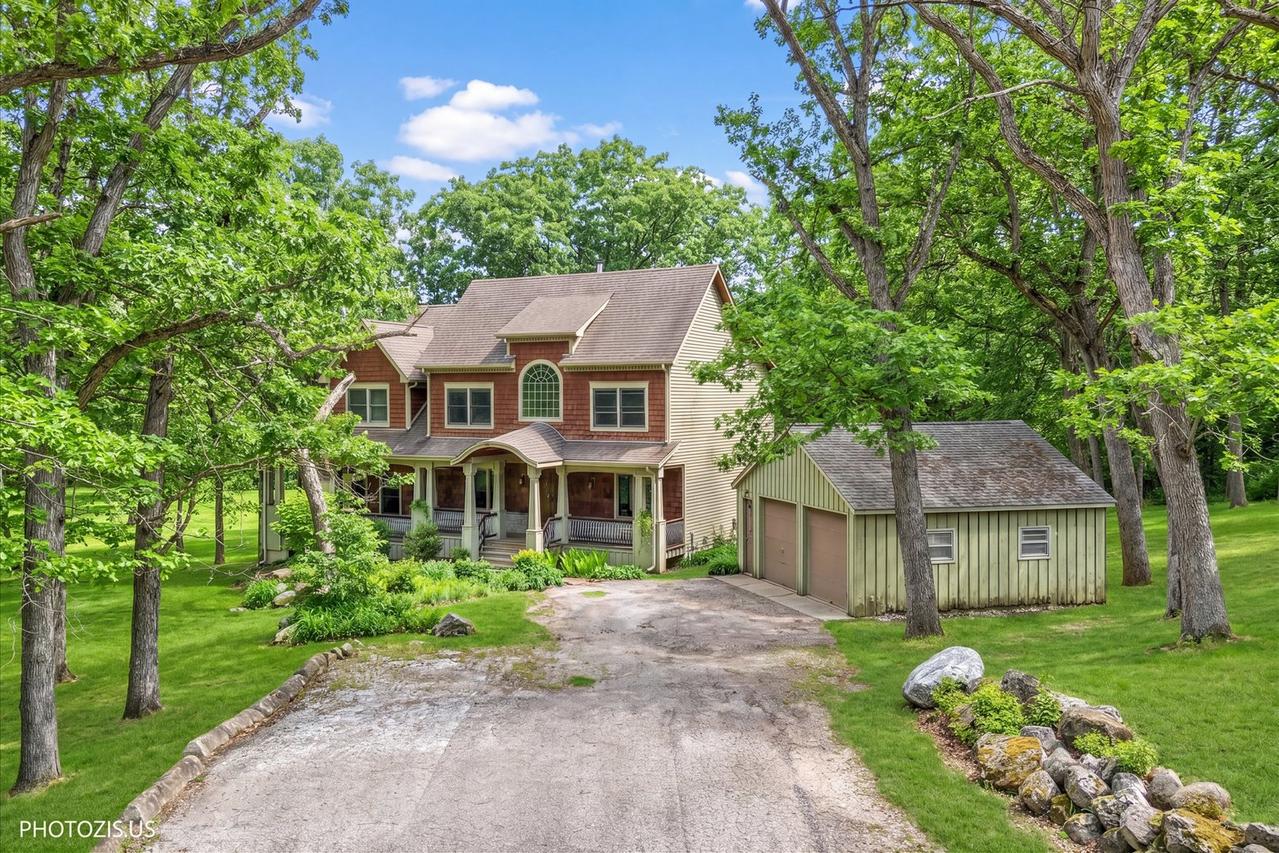 4110 Valley View Rd., Crystal Lake, IL 60012
