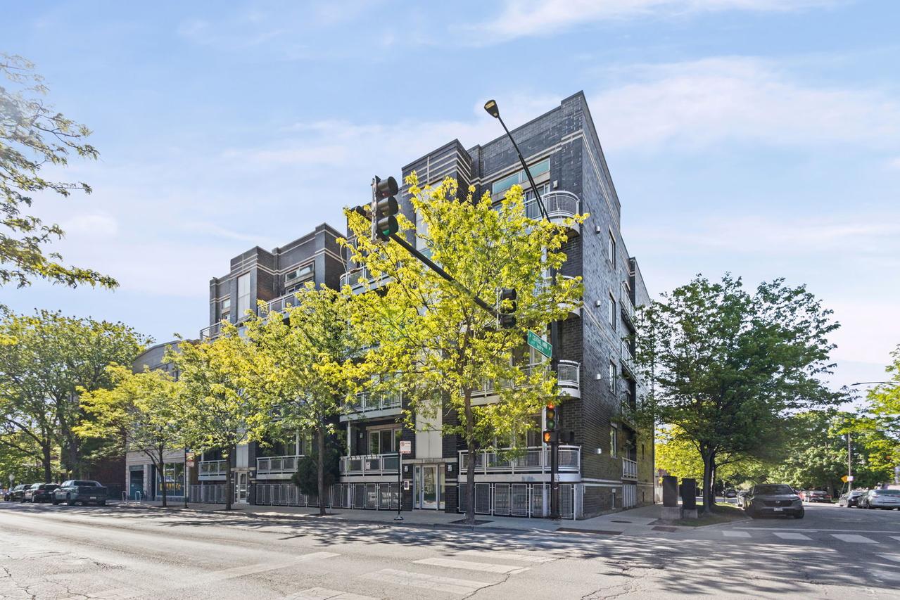 3559 W Montrose Ave. #3E, Chicago, IL 60618