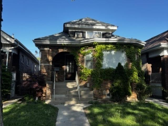 5809 S Spaulding Ave., Chicago, IL 60629