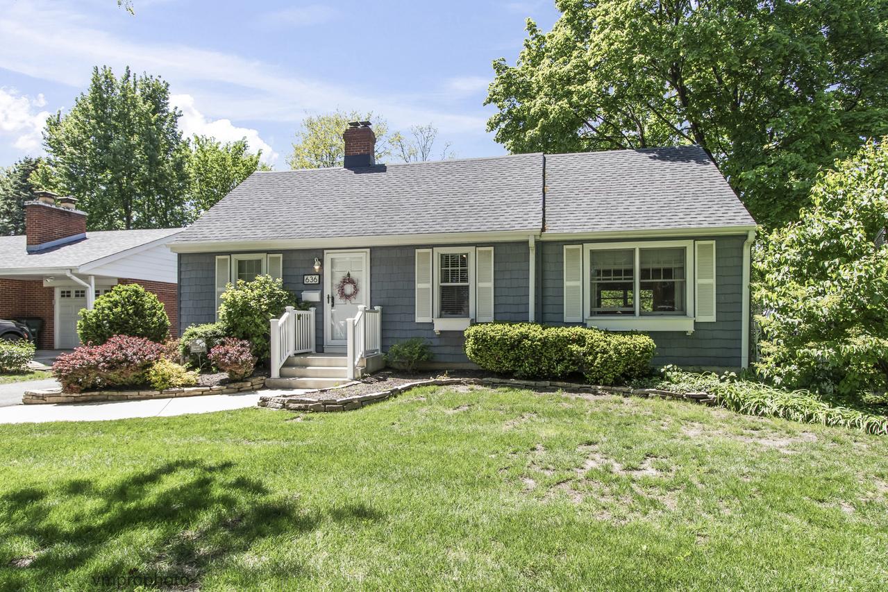 636 N Hickory Ave., Arlington Heights, IL 60004