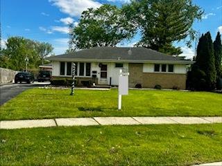 15W425 Victory Pkwy., Elmhurst, IL 60126