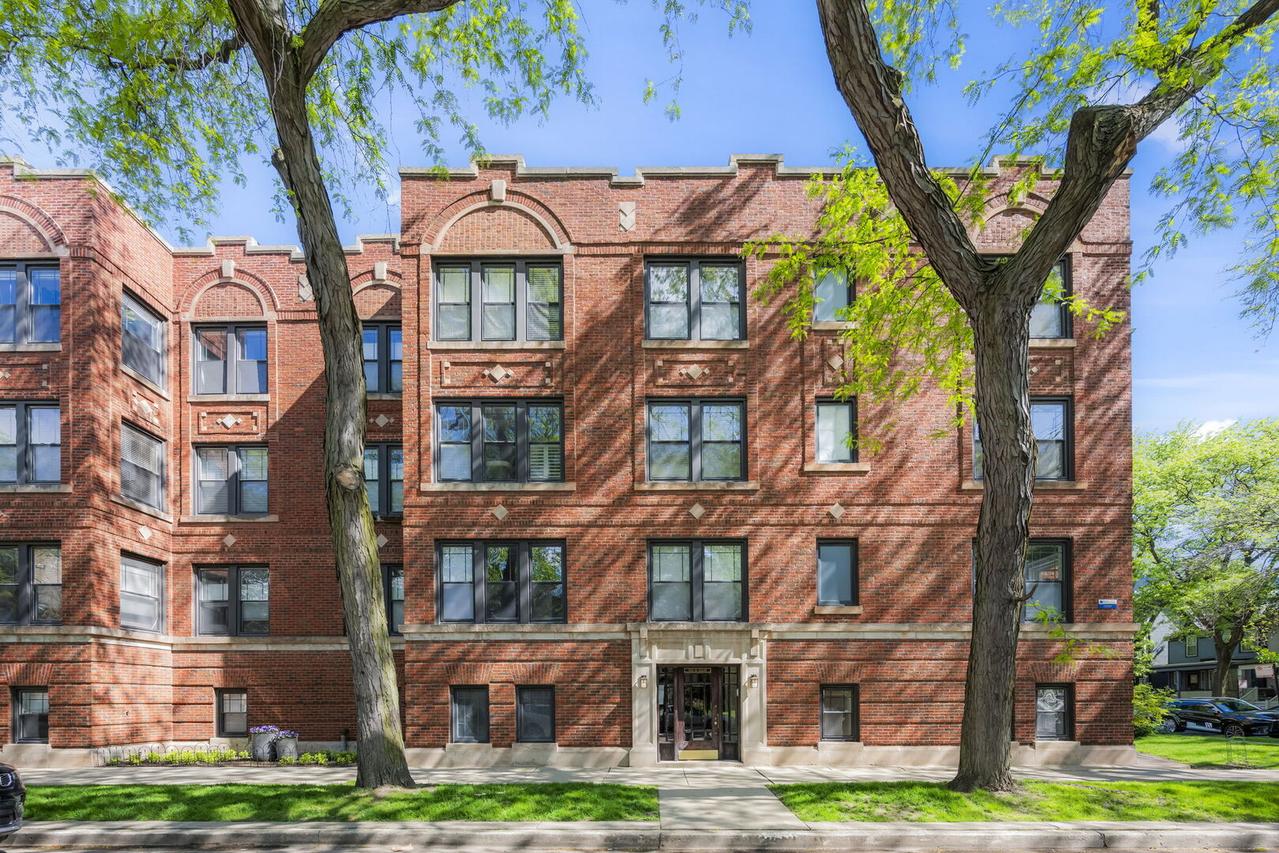 1504 W Cullom Ave. #G, Chicago, IL 60613