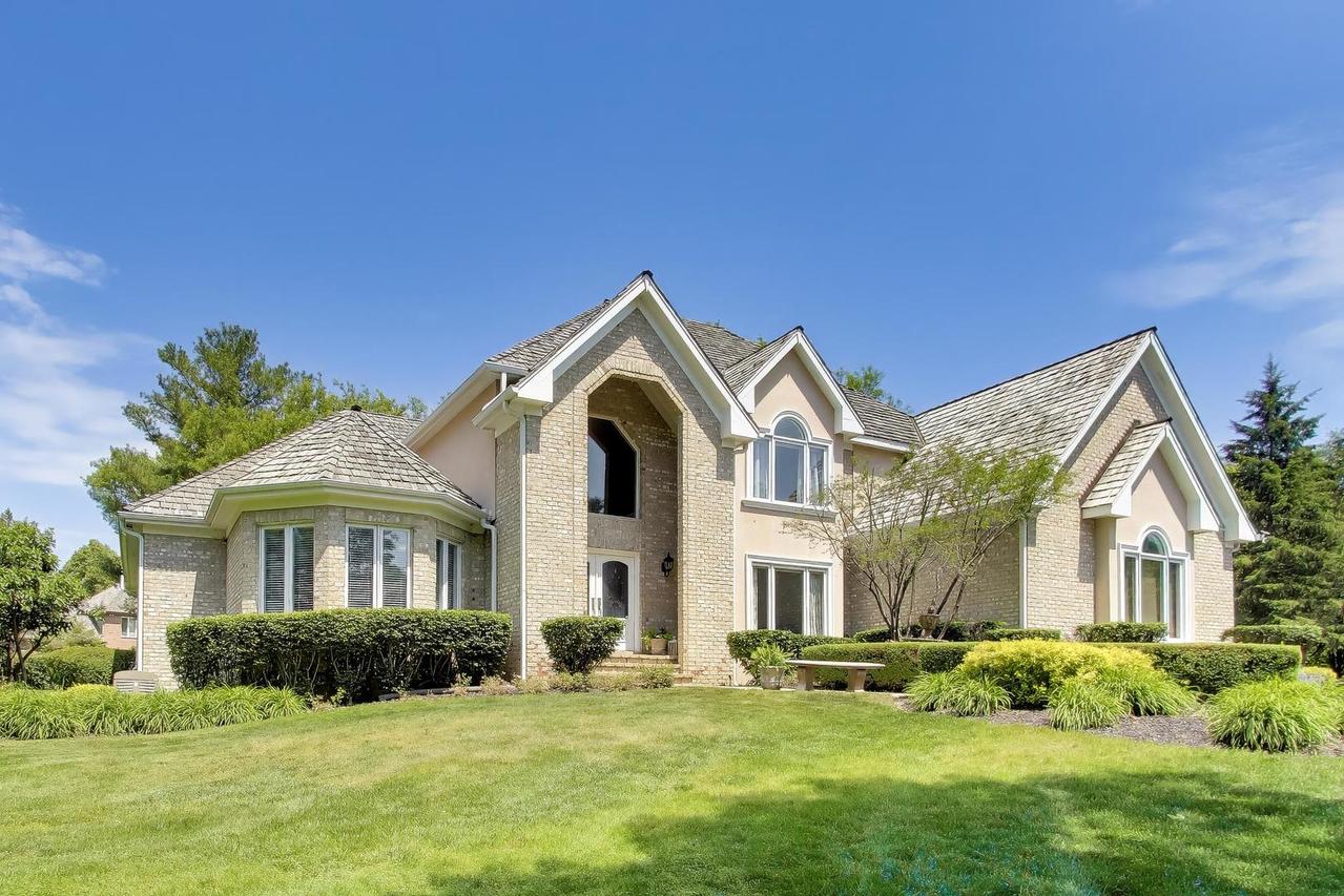 4550 Eleanor Dr., Long Grove, IL 60047