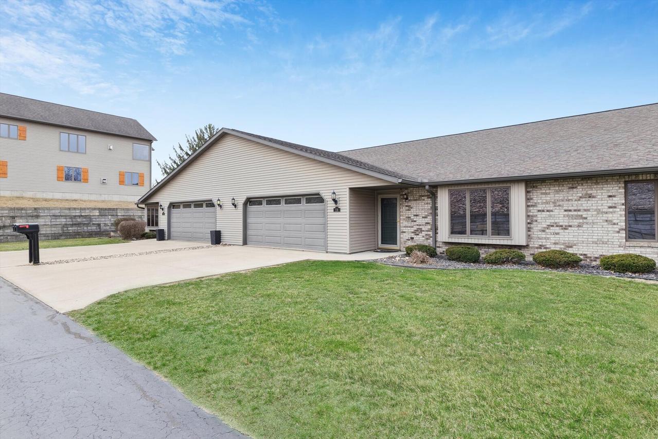 118 5th St. #2, Fulton, IL 61252
