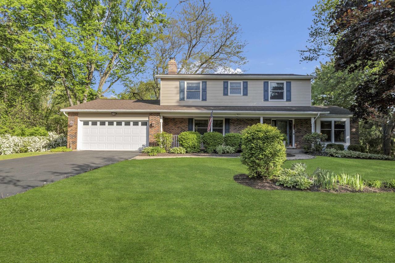 41W067 Colson Dr., St. Charles, IL 60175