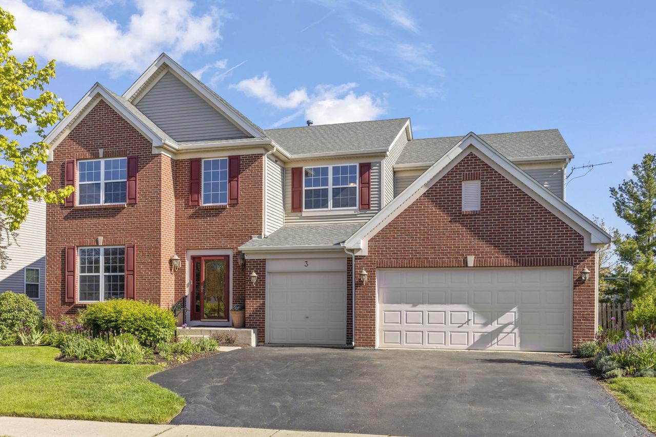 3 E Ellington Ct., South Elgin, IL 60177