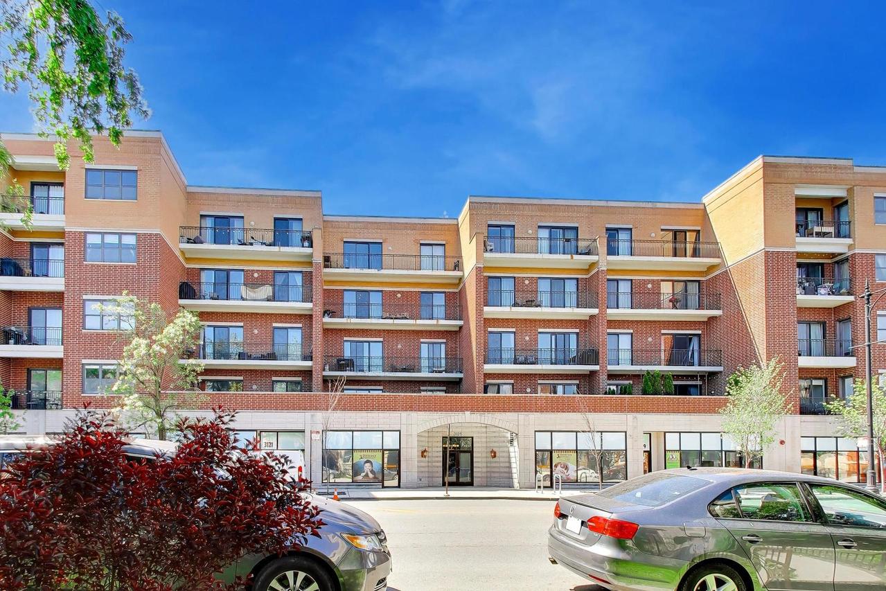 3125 W Fullerton Ave. #219, Chicago, IL 60647