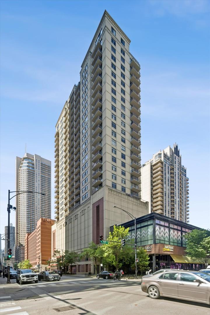 630 N State St. #1305, Chicago, IL 60654
