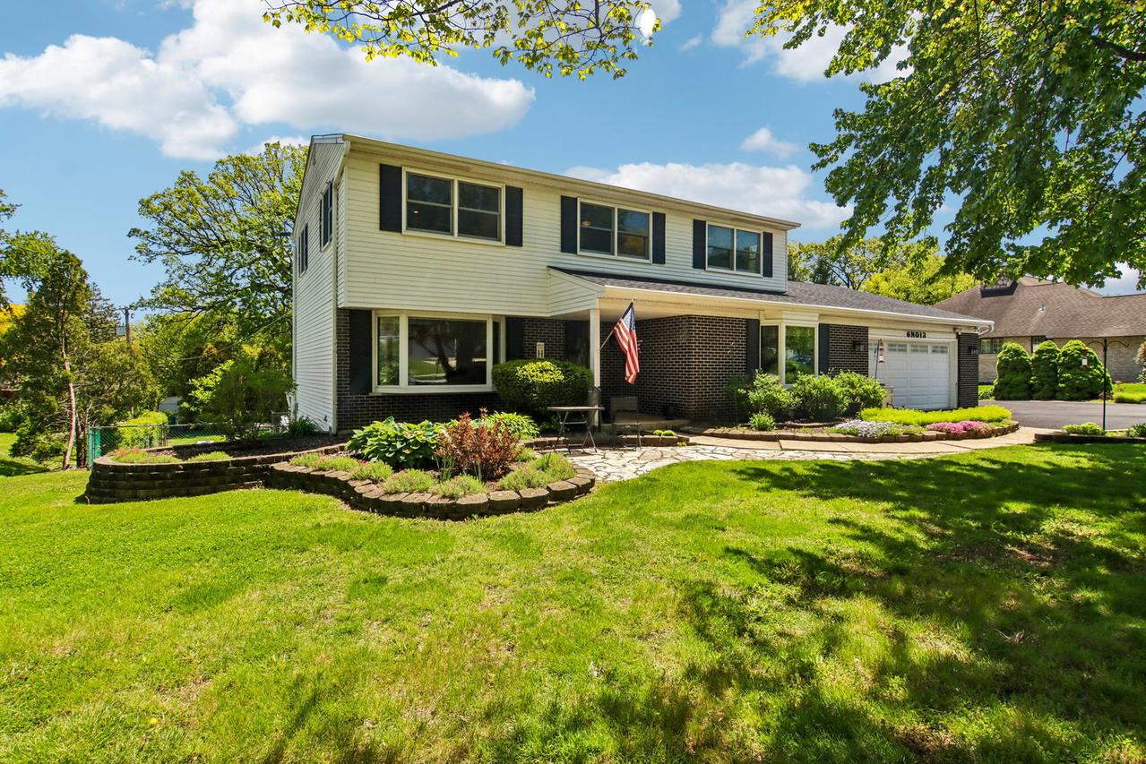 6N013 Acacia Ln., Medinah, IL 60157
