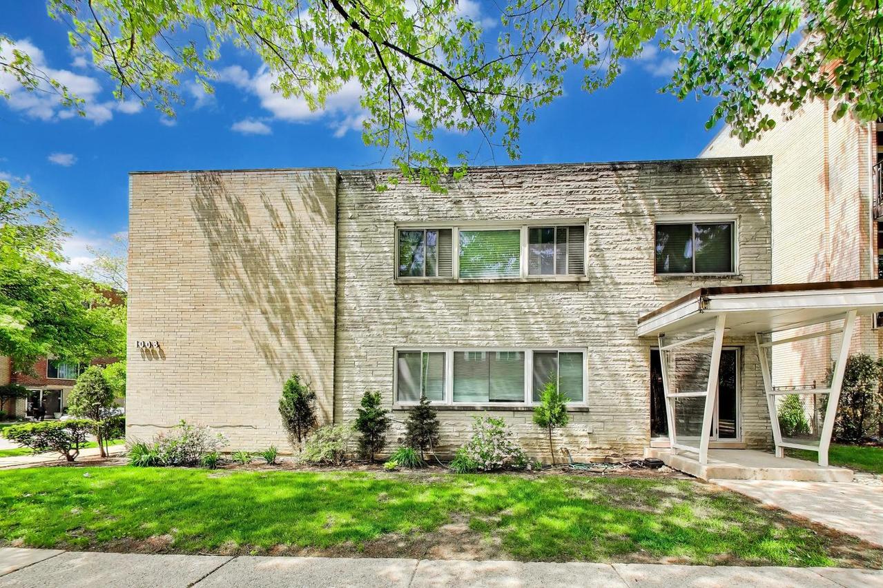 1008 Washington Blvd. #9, Oak Park, IL 60302