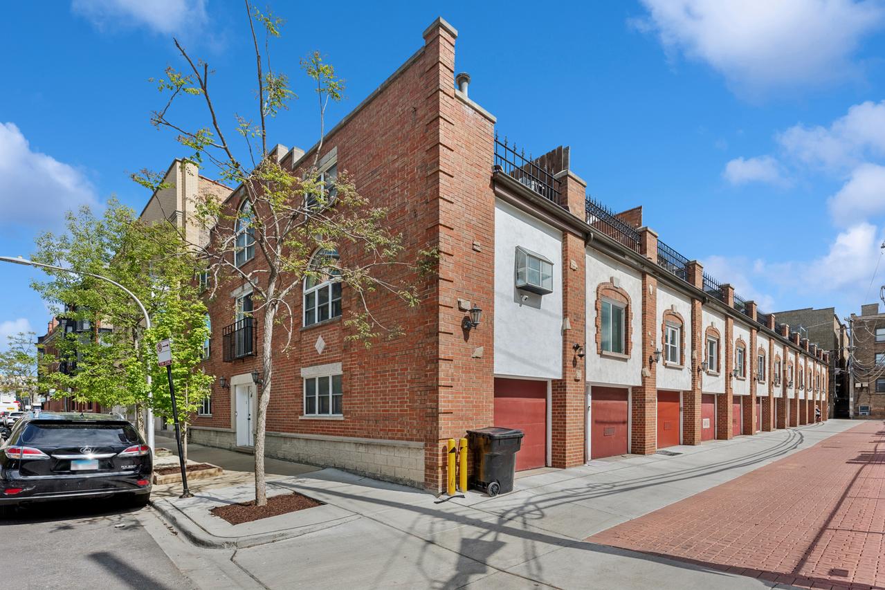 623 W Drummond Pl. #3, Chicago, IL 60614