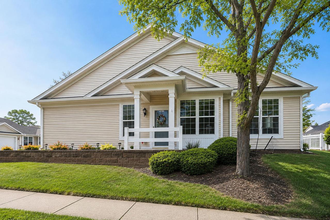 14060 Moraine Hills Dr., Huntley, IL 60142