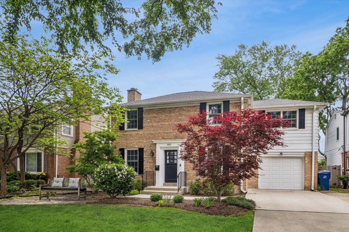 1815 Oak Ave., Northbrook, IL 60062