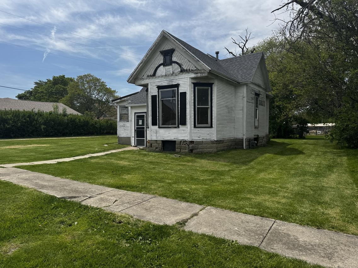 10 N 3rd St., Chatsworth, IL 60921