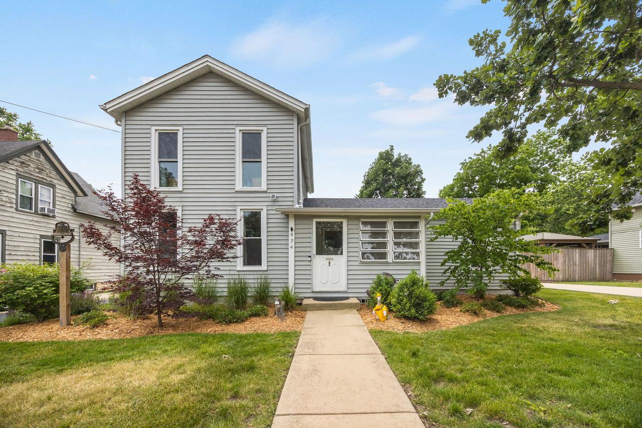 524 Houston St., Batavia, IL 60510