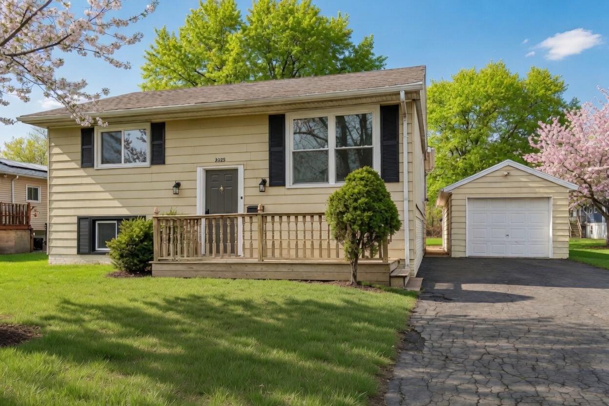 2525 223rd St., Sauk Village, IL 60411