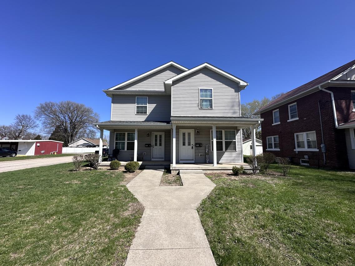 1012 W 4th St., Sterling, IL 61081