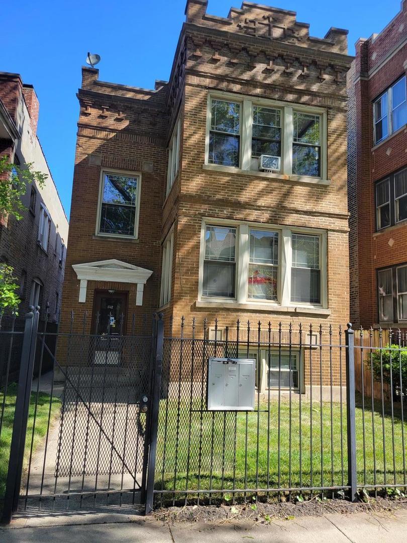1742 W Wallen Ave., Chicago, IL 60626