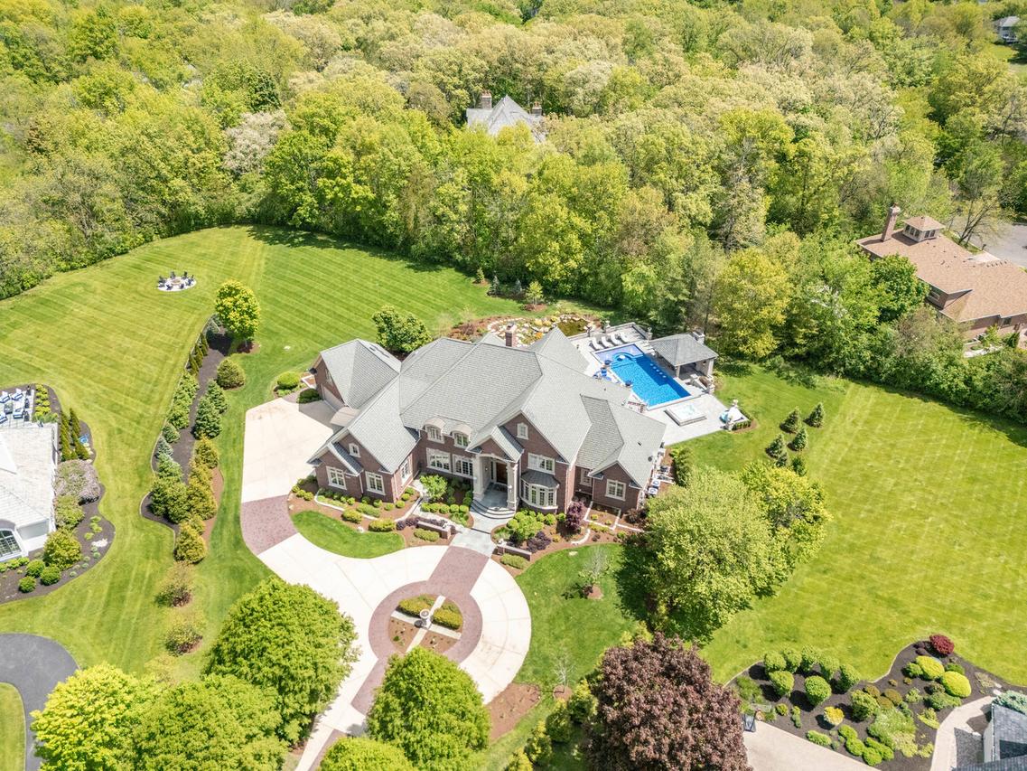 4N881 Old Farm Rd., St. Charles, IL 60175